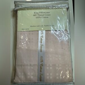 Two King Pillowcases, 400 Thread Count 100 Cotton Sateen, Kensington Manor VTG?